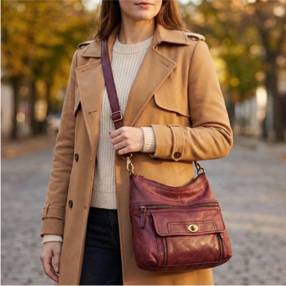 Vintage Fossil Leather Stanton Crossbody Bag in Brown/Tan Medium Gold accents